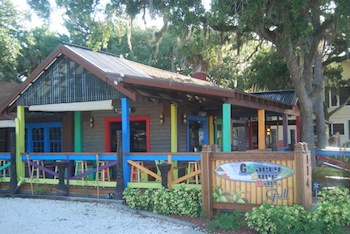 Gnaryly Surf Bar & Grill